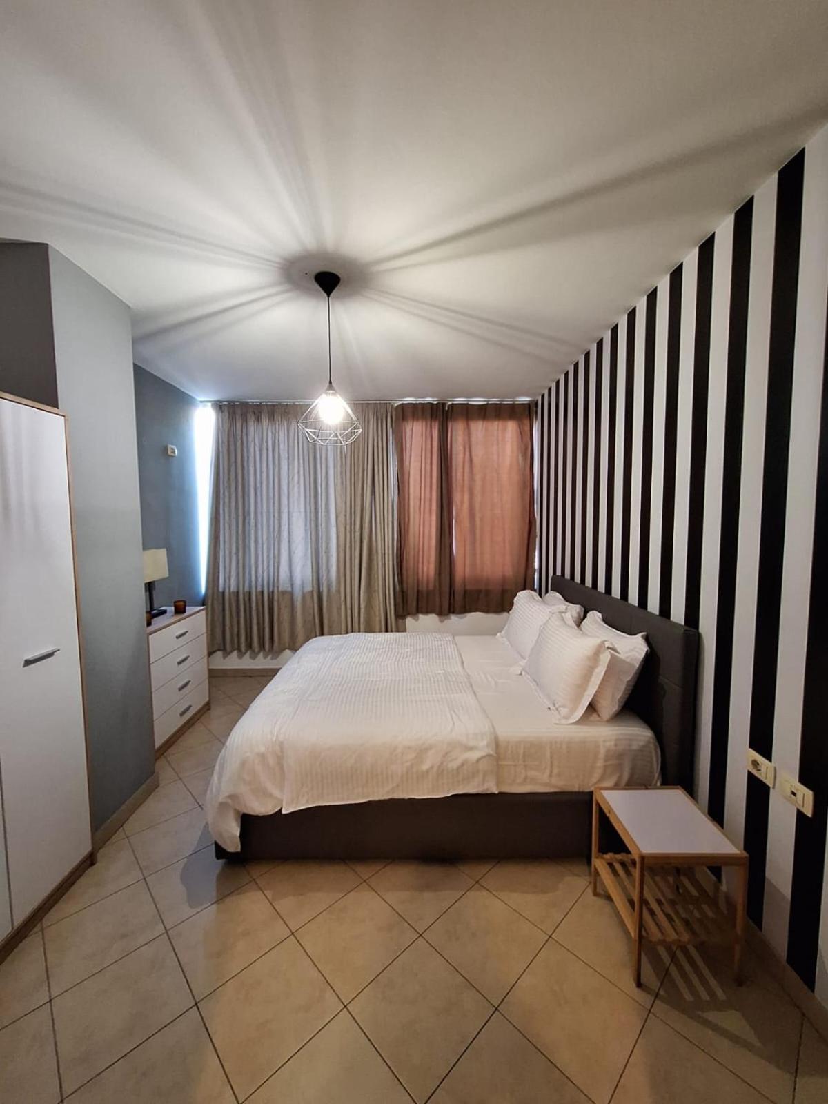 Ergi'S Host Apartment Tirana Exteriér fotografie