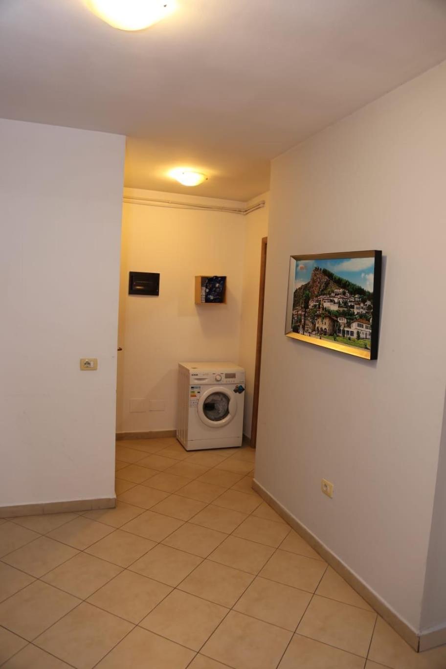 Ergi'S Host Apartment Tirana Exteriér fotografie