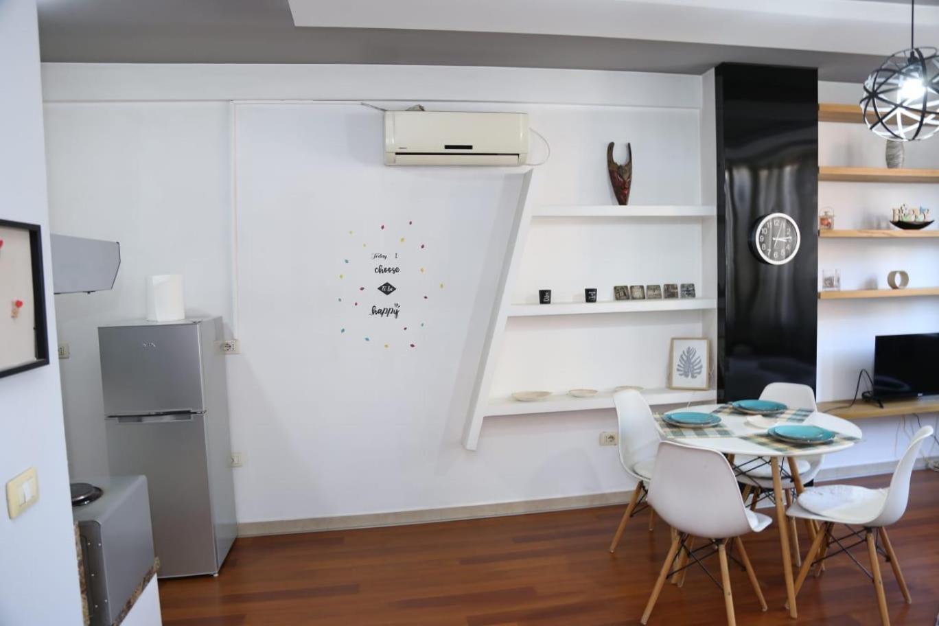 Ergi'S Host Apartment Tirana Exteriér fotografie